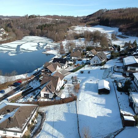 Exklusive Ferienwohnung 'Agger-Blick' Mit Grosser Seeblick-Terrasse & Sauna Gummersbach Esterno foto