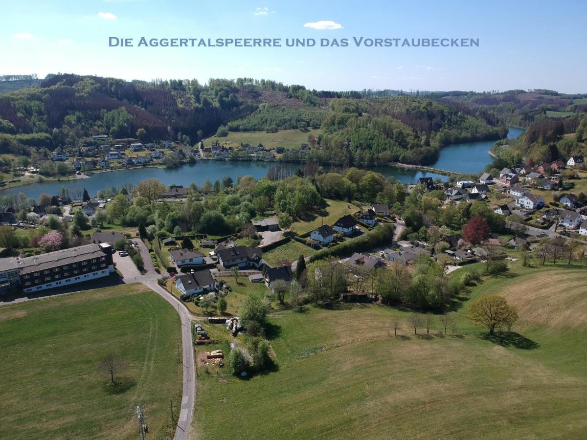 Exklusive Ferienwohnung 'Agger-Blick' Mit Grosser Seeblick-Terrasse & Sauna Gummersbach Esterno foto