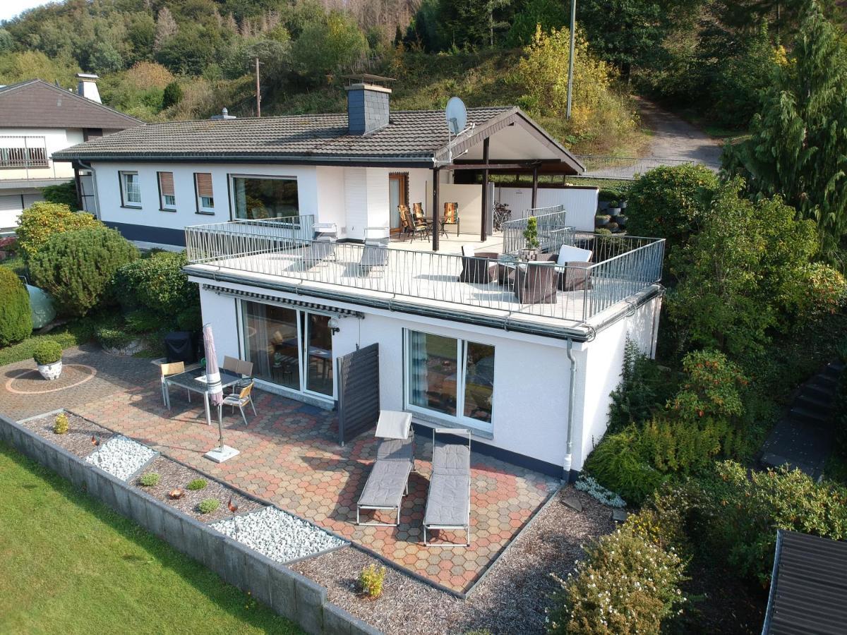 Exklusive Ferienwohnung 'Agger-Blick' Mit Grosser Seeblick-Terrasse & Sauna Gummersbach Esterno foto